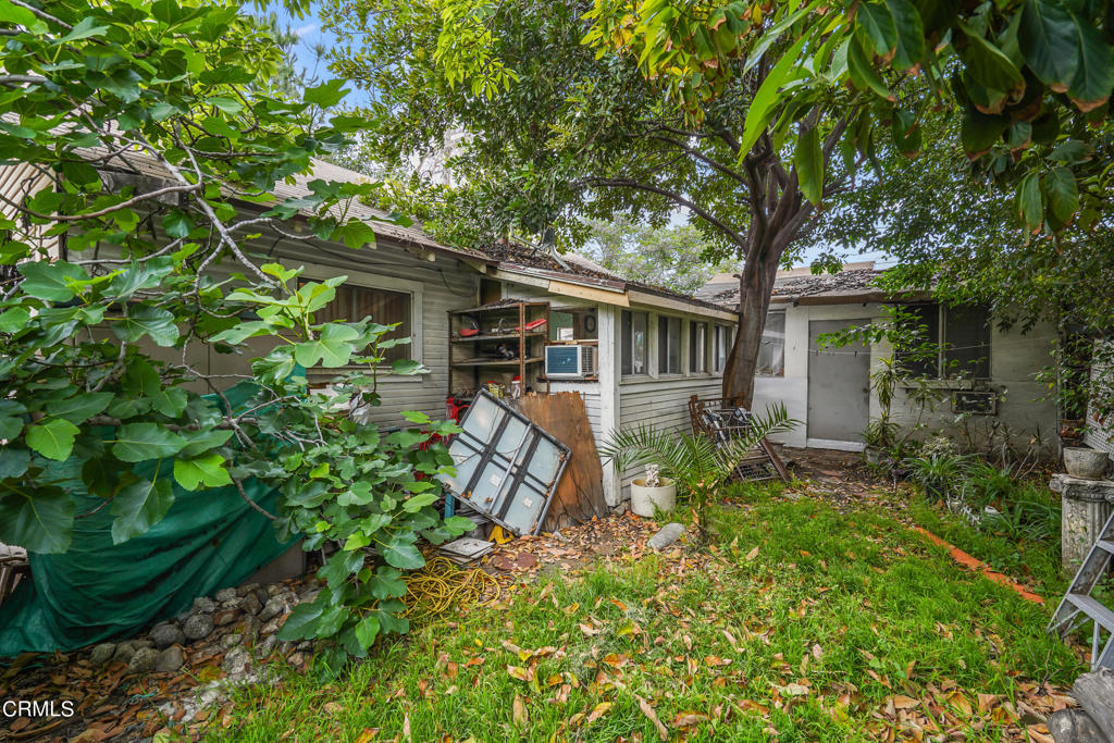 240 N Everett Street