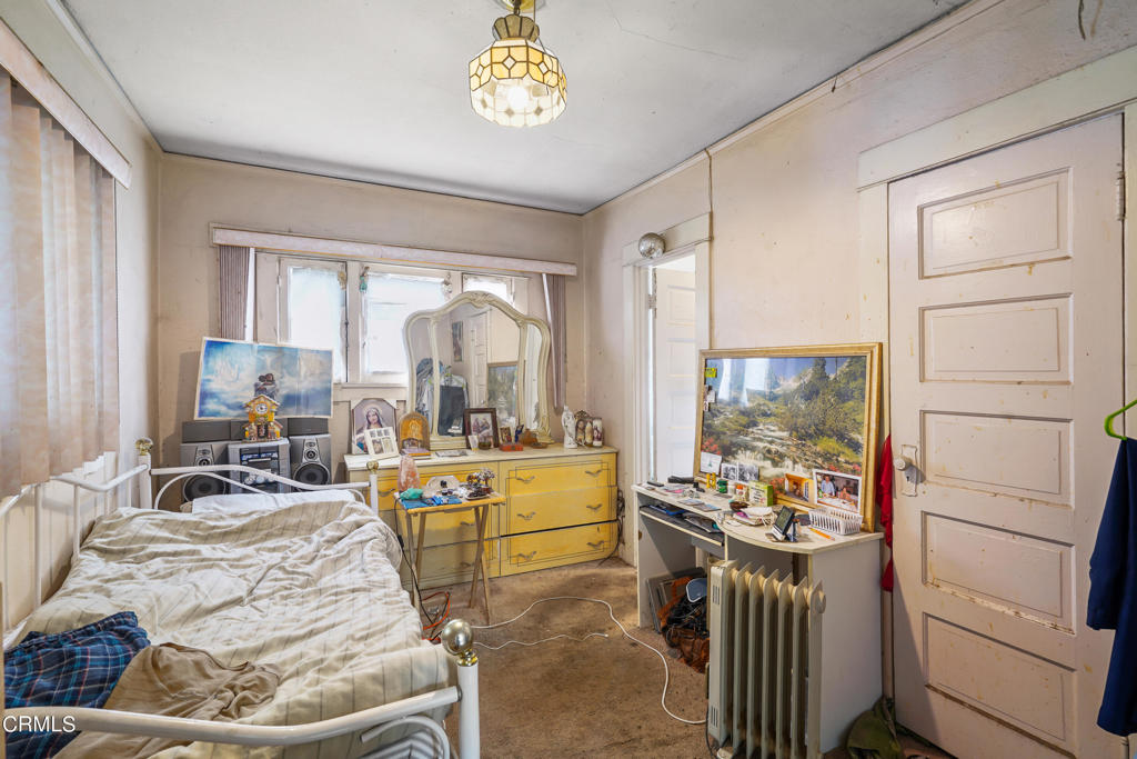 240 N Everett Street