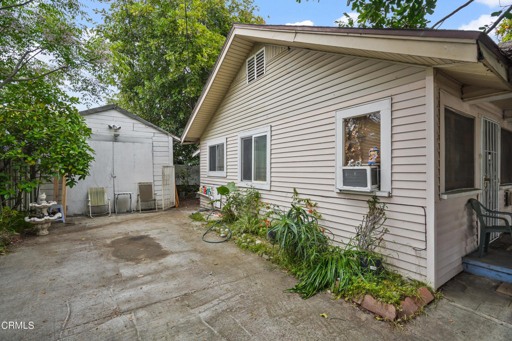 240 N Everett Street