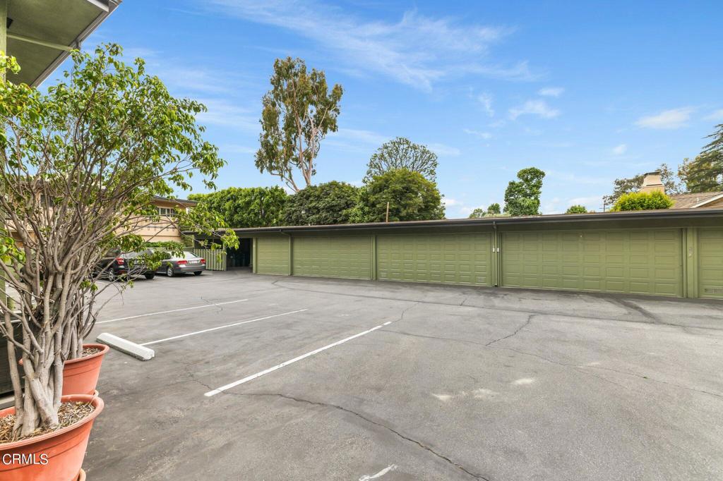 1201 S Orange Grove Boulevard