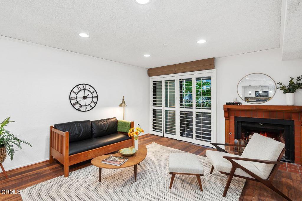 355 S Marengo Avenue 110