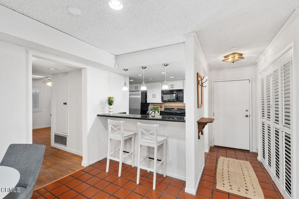 355 S Marengo Avenue 110