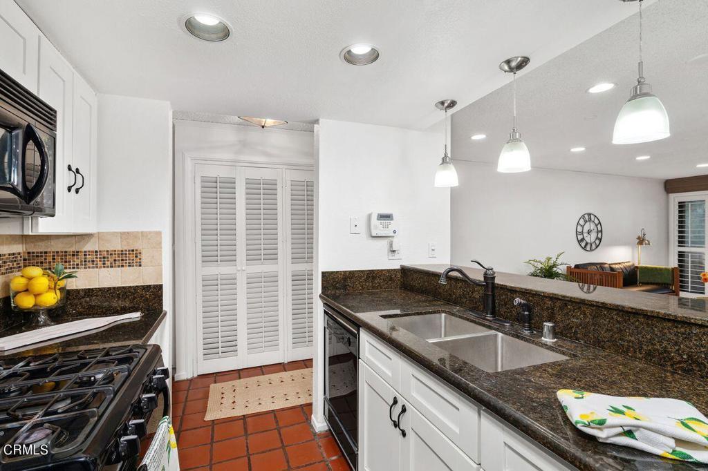 355 S Marengo Avenue 110