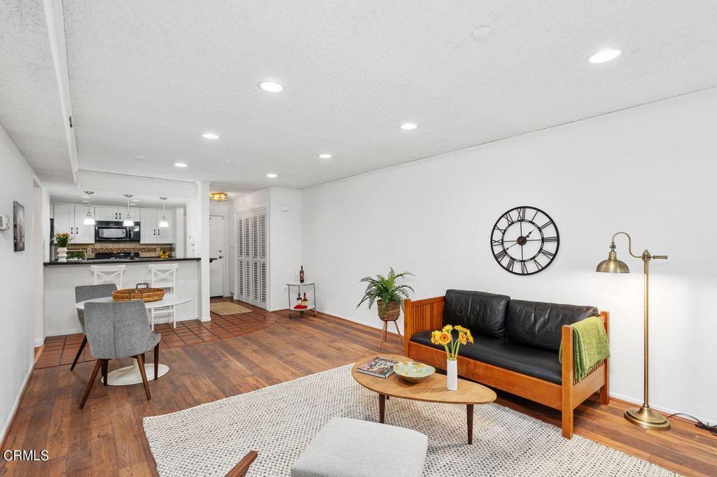 355 S Marengo Avenue 110