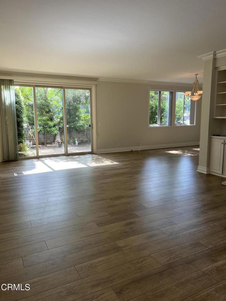 630 S Orange Grove Boulevard 1