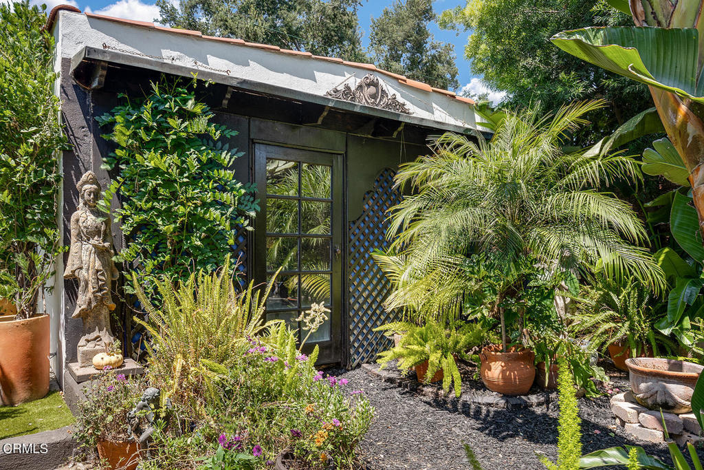 2007 Queensberry Road