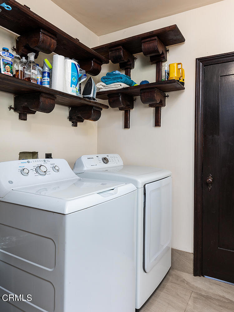 2007 Queensberry Road