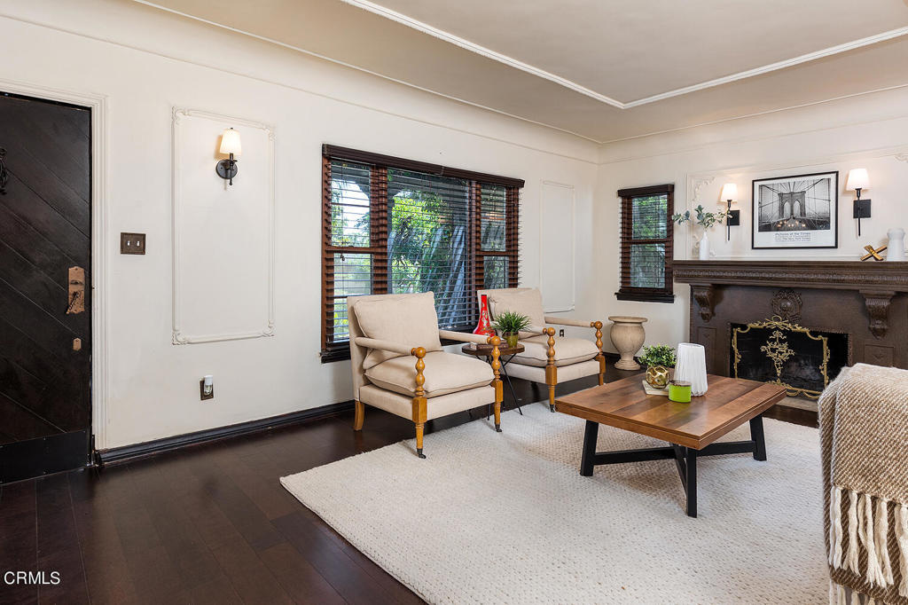 2007 Queensberry Road