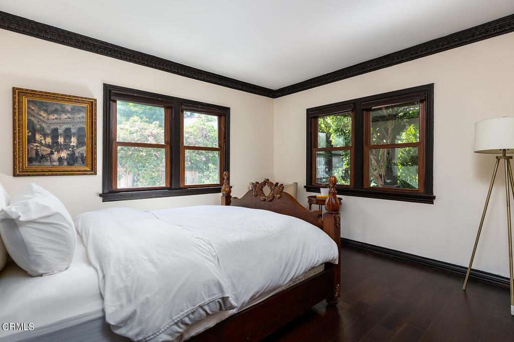 2007 Queensberry Road