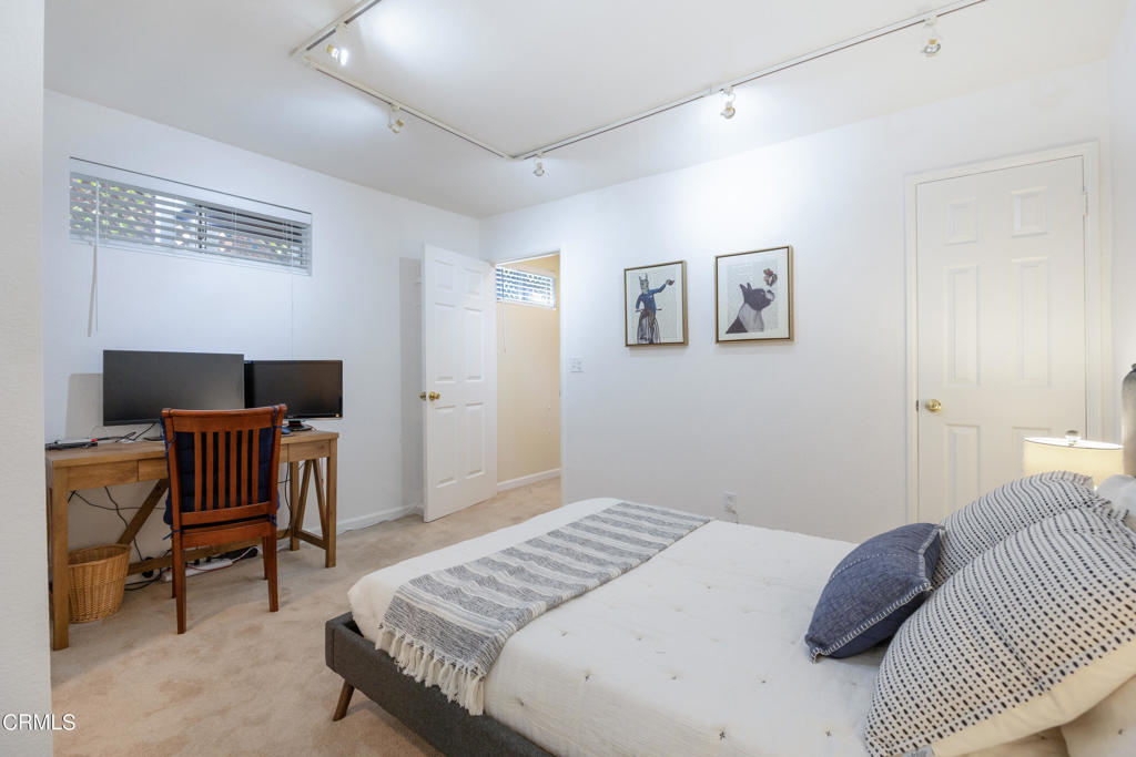 478 S Madison Avenue 8