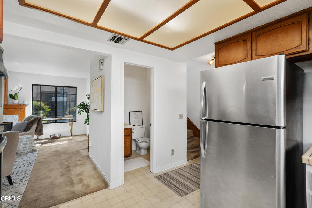 5632 1/2 McCulloch Avenue