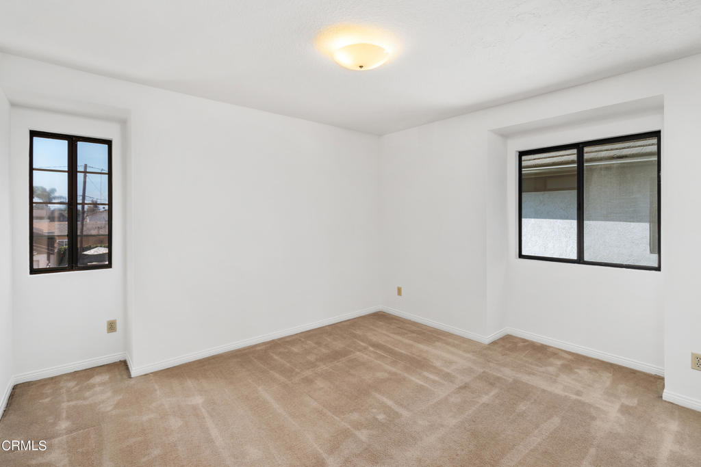 5632 1/2 McCulloch Avenue