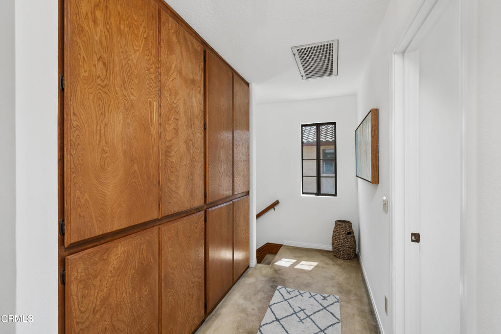 5632 1/2 McCulloch Avenue