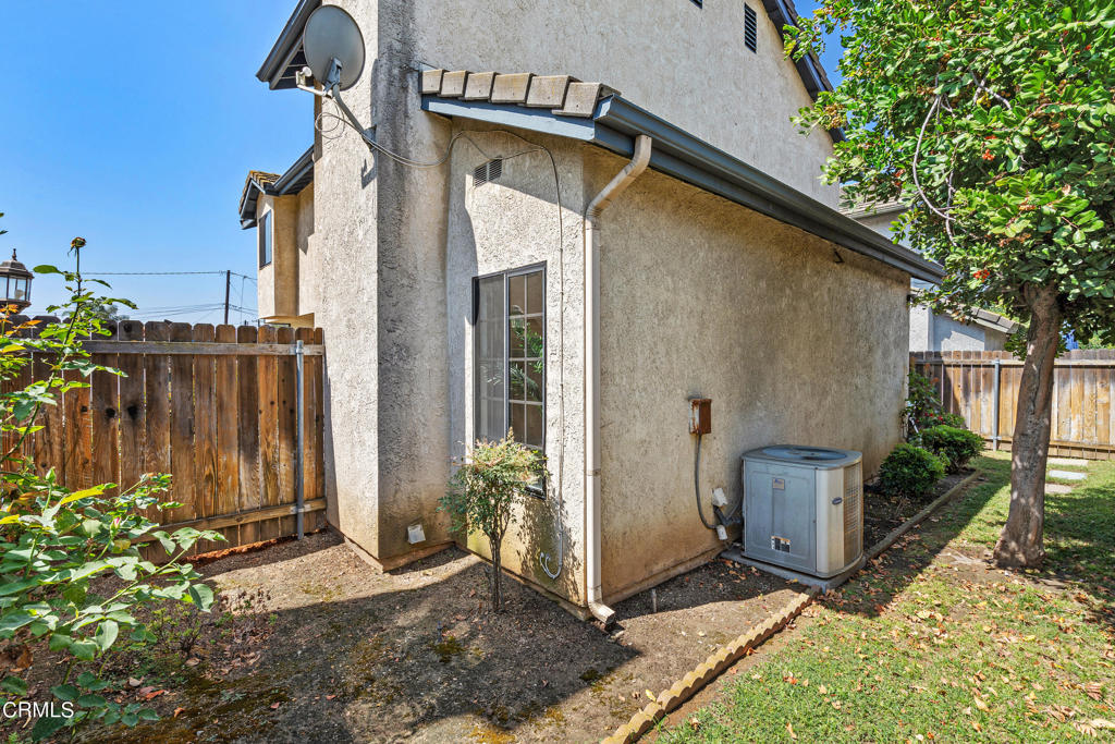 5632 1/2 McCulloch Avenue