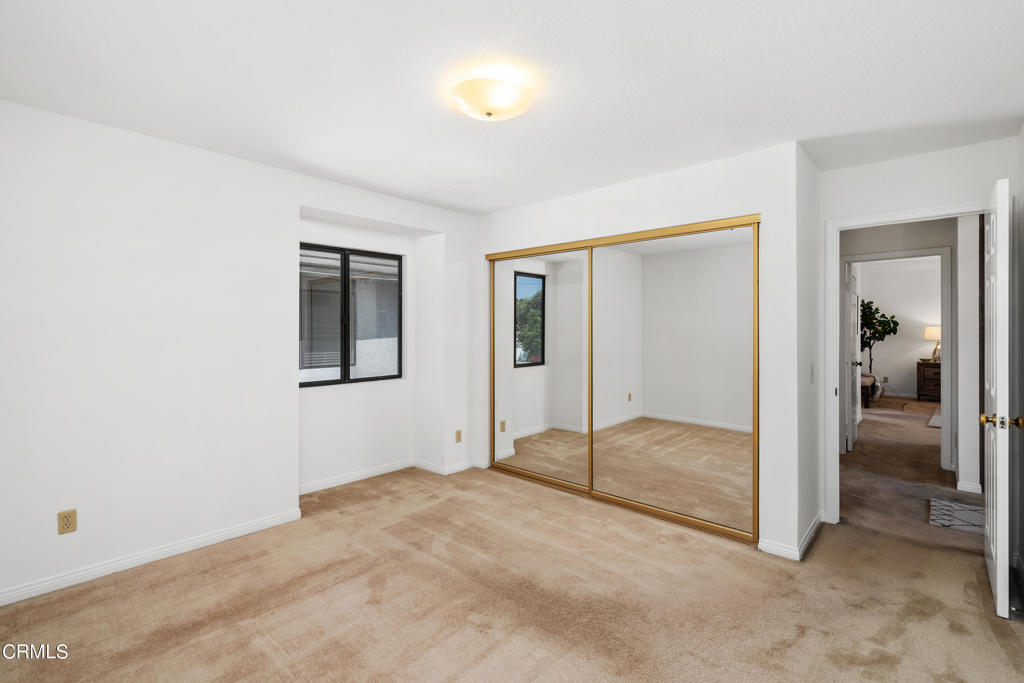 5632 1/2 McCulloch Avenue