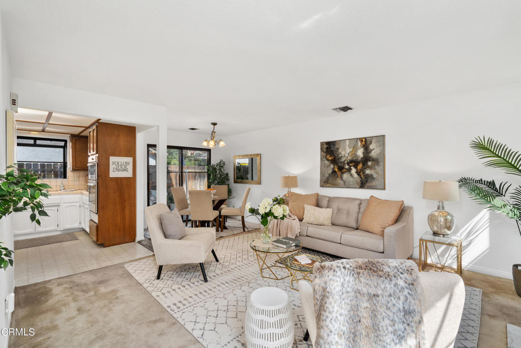 5632 1/2 McCulloch Avenue