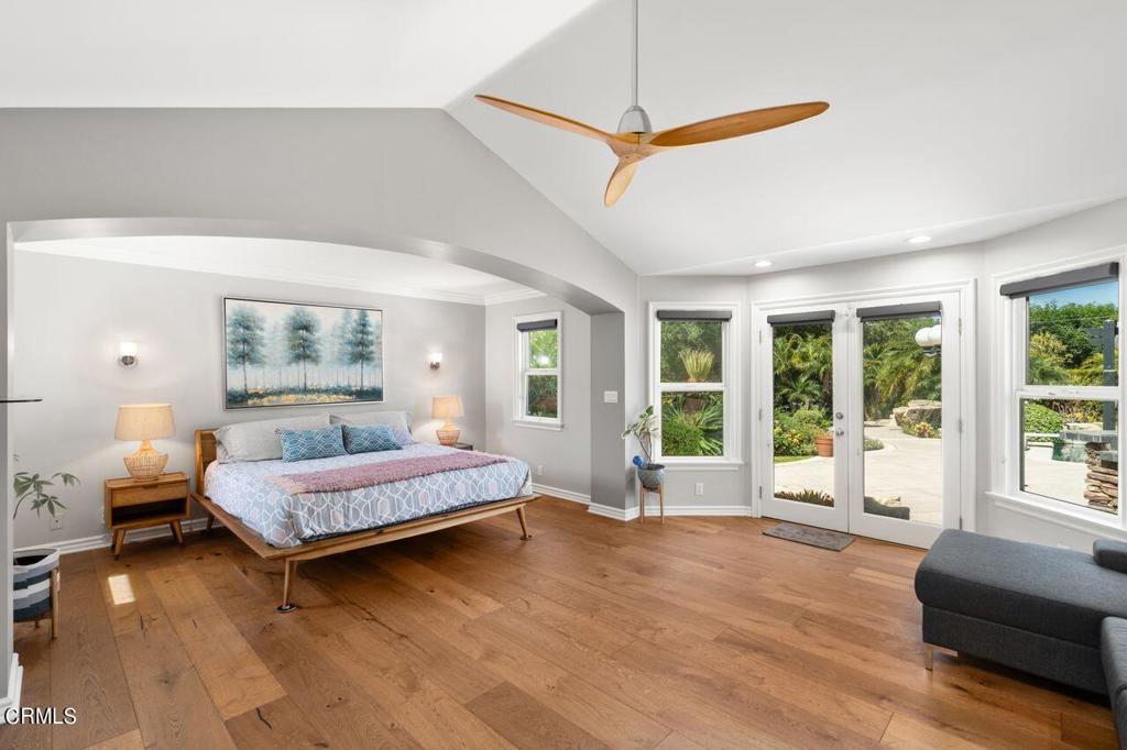 803 E Oakwood Avenue