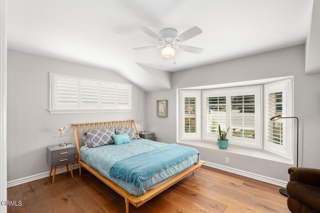 803 E Oakwood Avenue