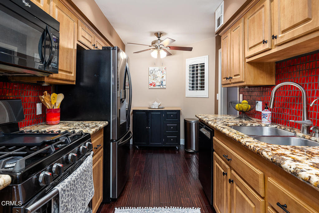 401 E California Boulevard 209