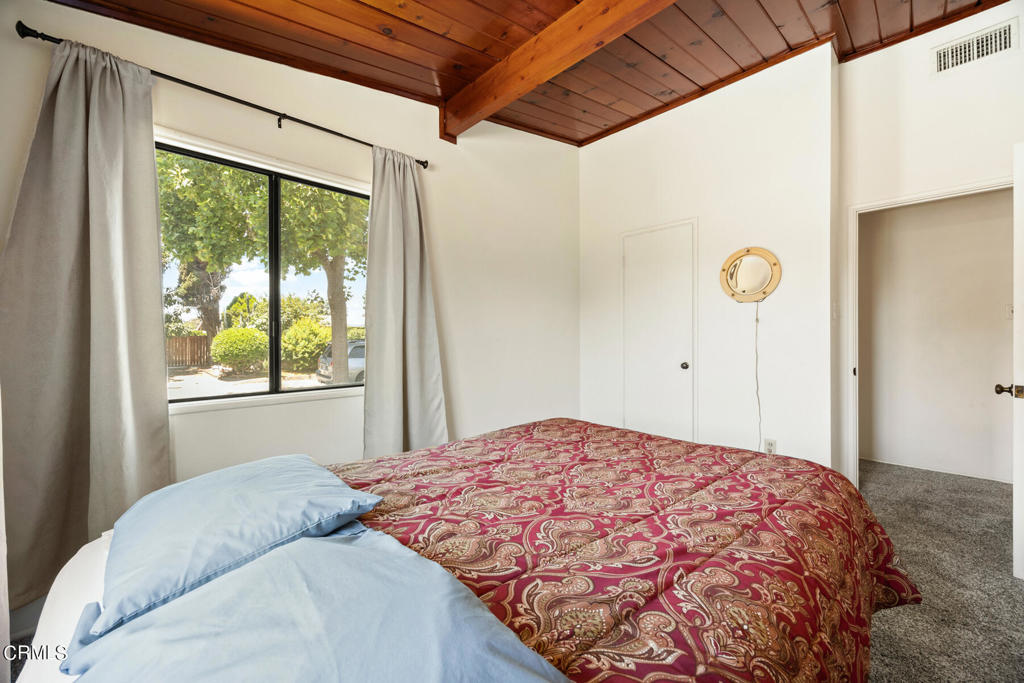 230 N Twintree Avenue