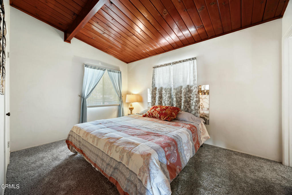 230 N Twintree Avenue