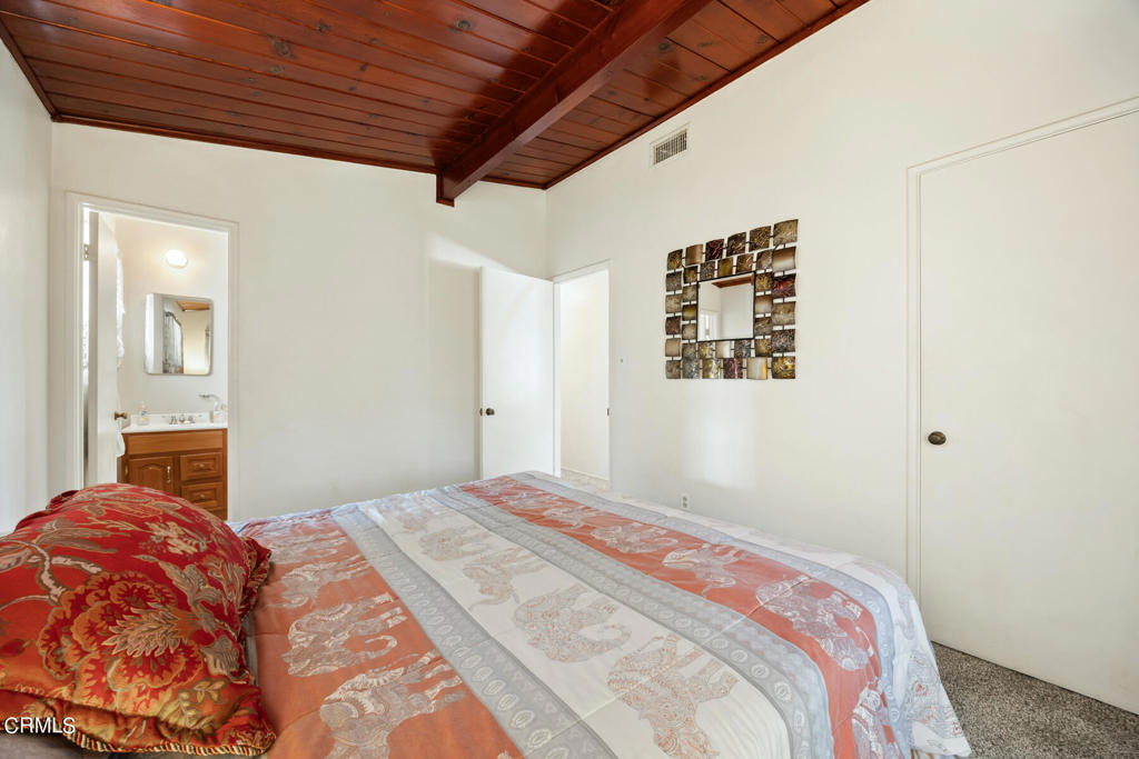 230 N Twintree Avenue