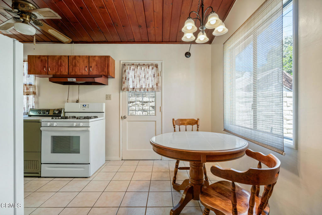 230 N Twintree Avenue