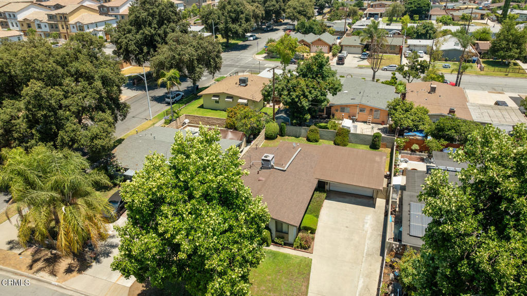 230 N Twintree Avenue