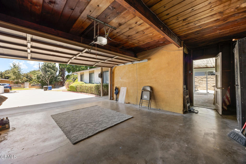 230 N Twintree Avenue