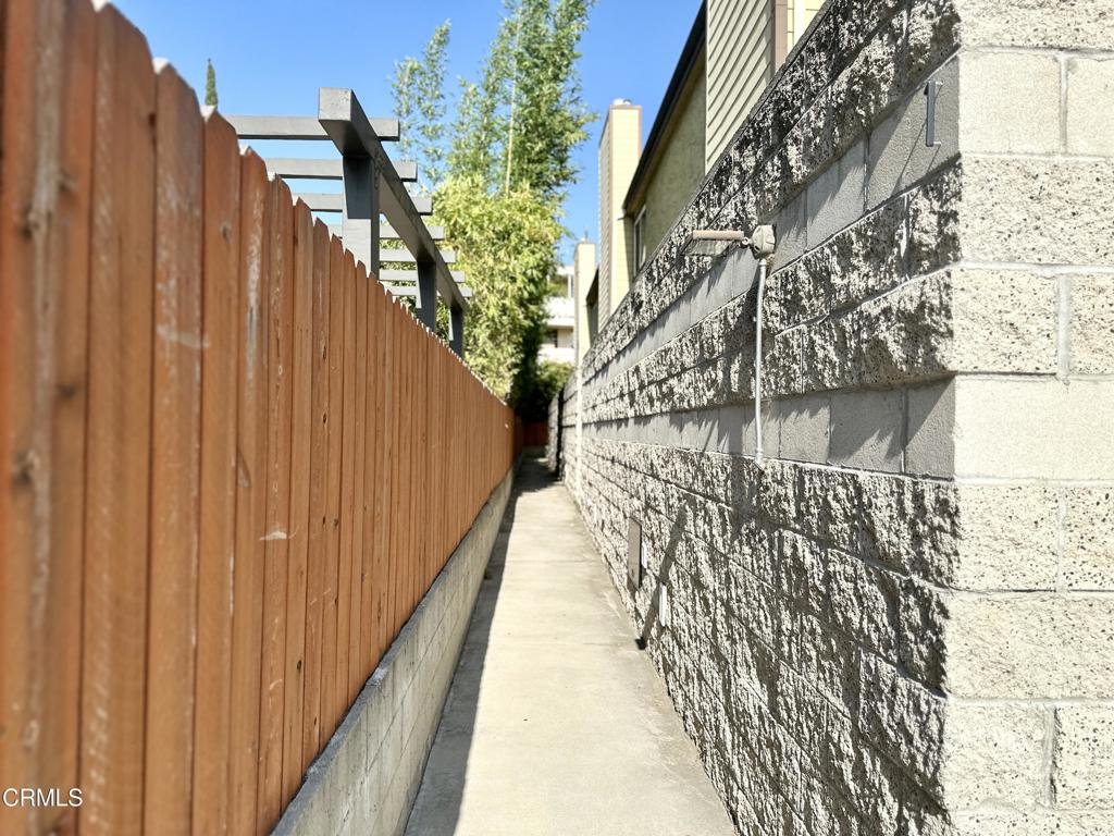 110 N Meridith Avenue 2