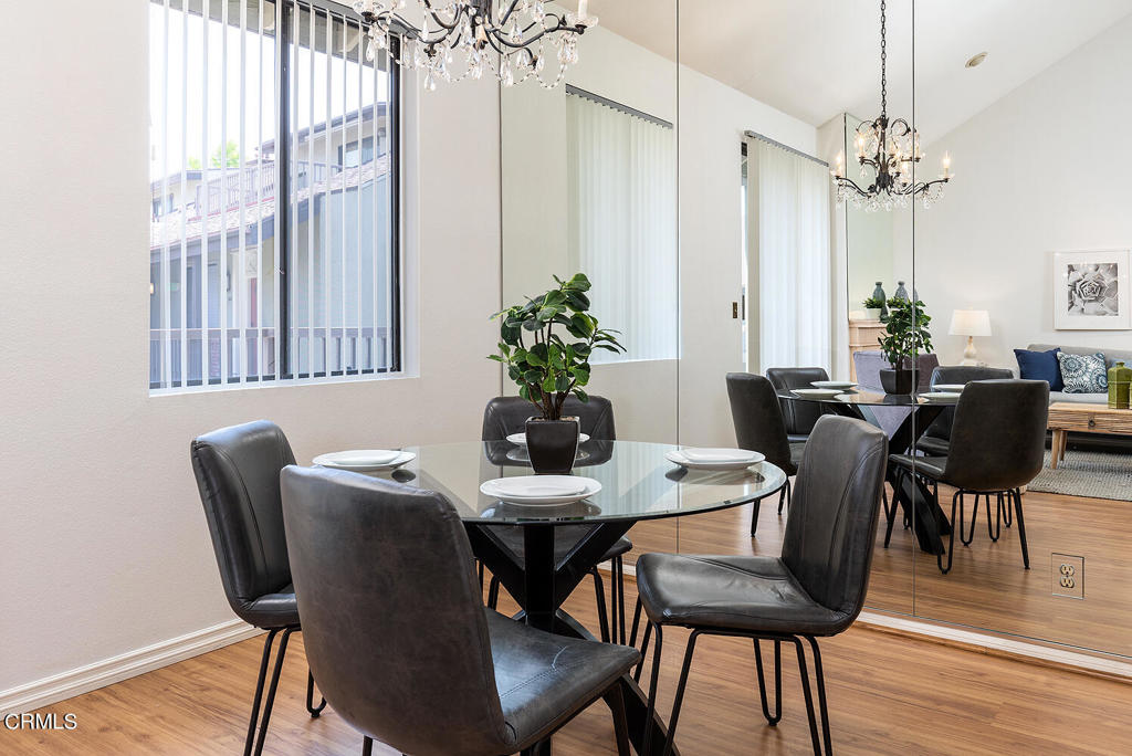 330 Cordova Street 326