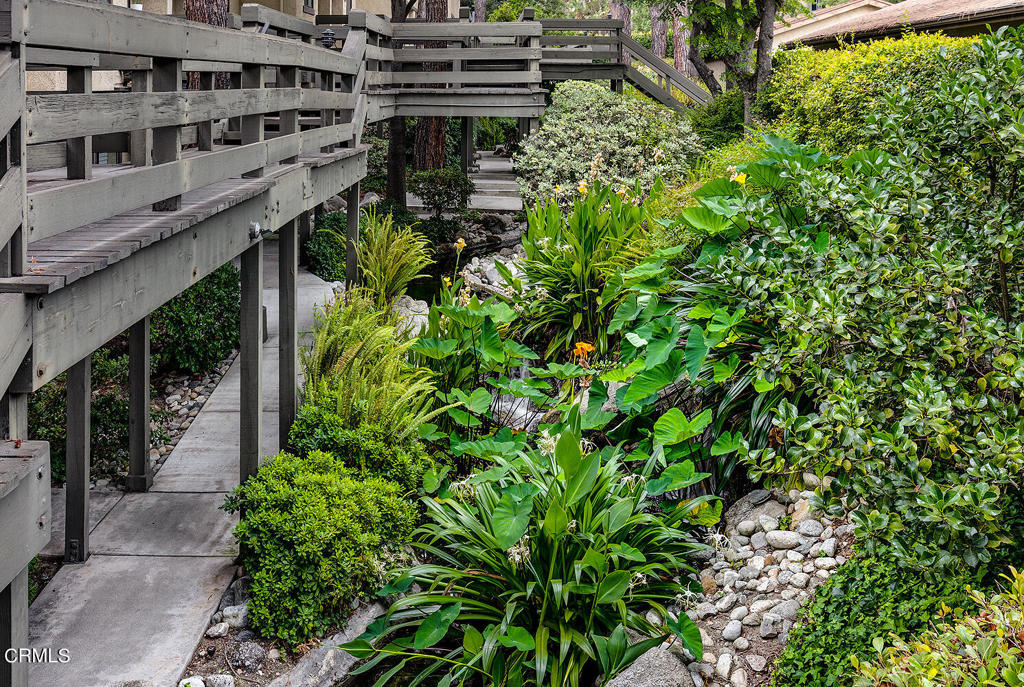 1054 Seco Street 210