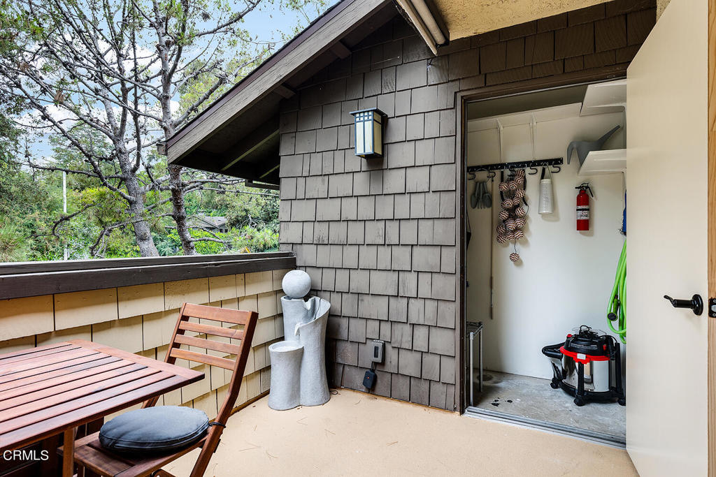 1054 Seco Street 210