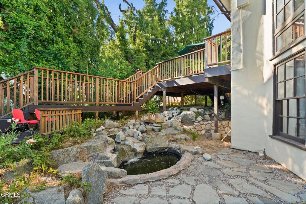 542 W W Montecito Avenue