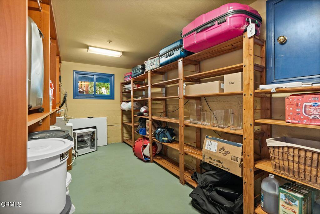 542 W W Montecito Avenue