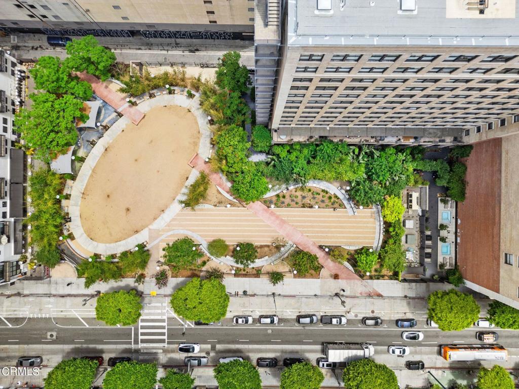 460 S Spring Street 511