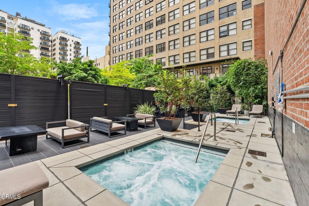 460 S Spring Street 511