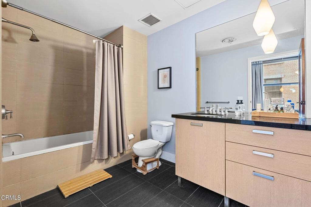 460 S Spring Street 511