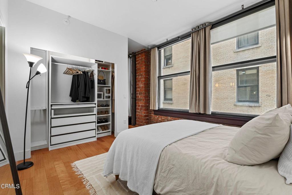 460 S Spring Street 511