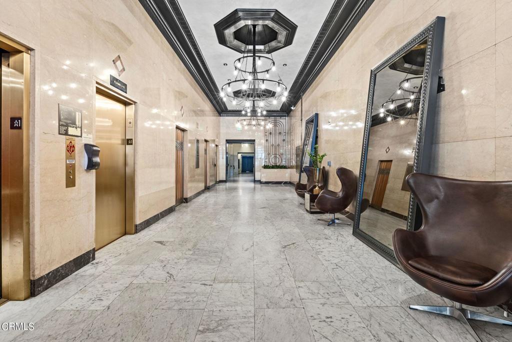 460 S Spring Street 511