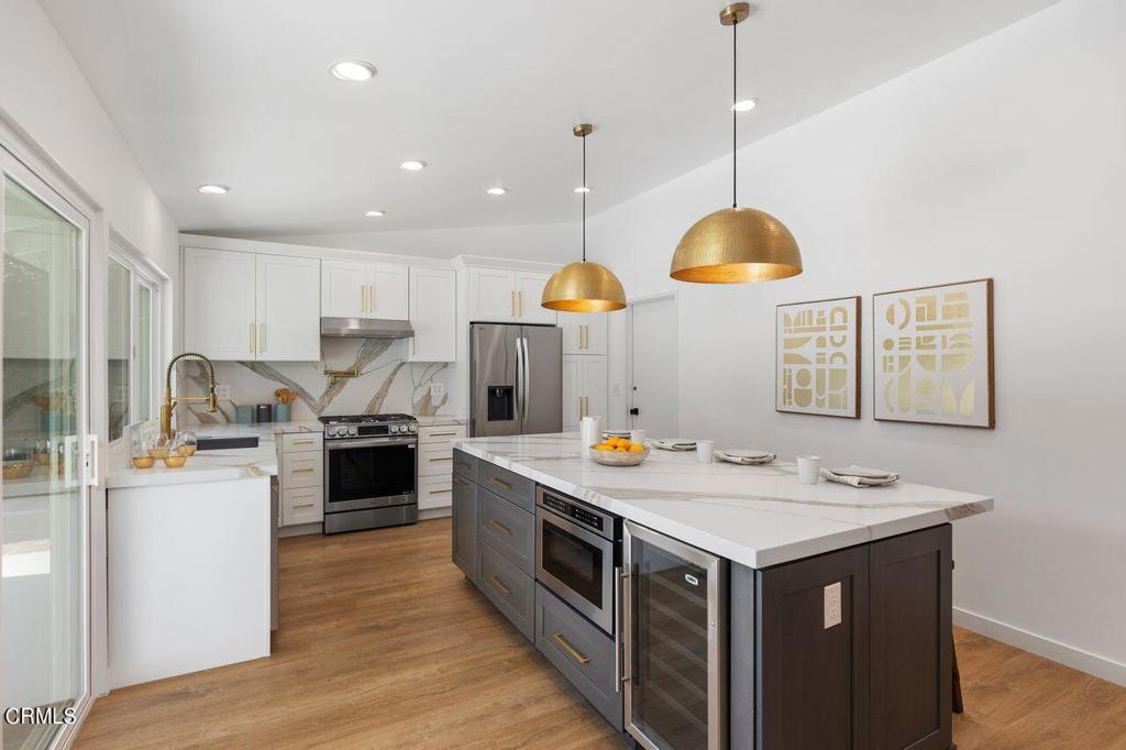 21052 Shackleford Circle