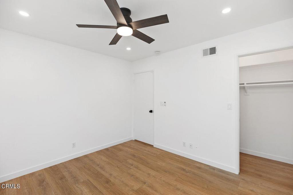 21052 Shackleford Circle