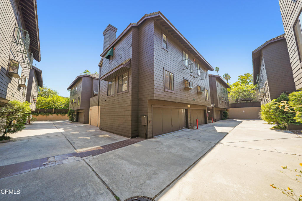 782 E California Boulevard 2