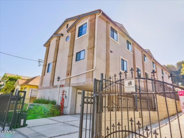 230 North Westlake Avenue #5