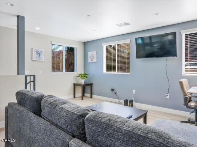 230 North Westlake Avenue #5