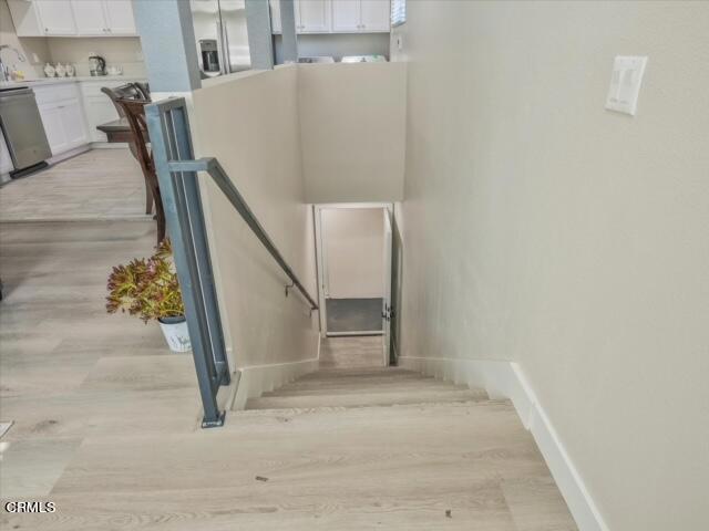 230 North Westlake Avenue #5