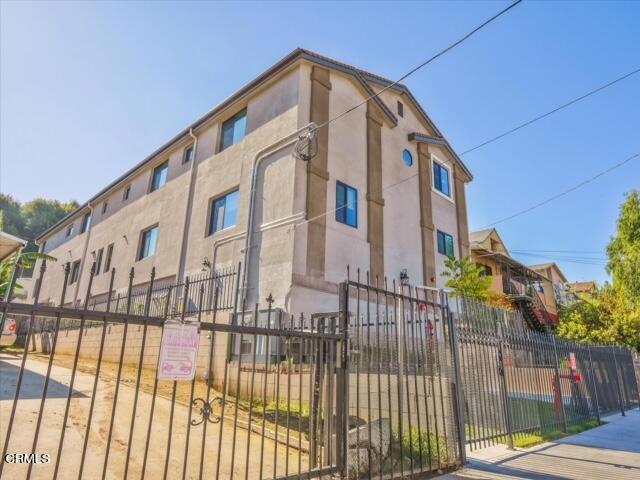 230 North Westlake Avenue #5