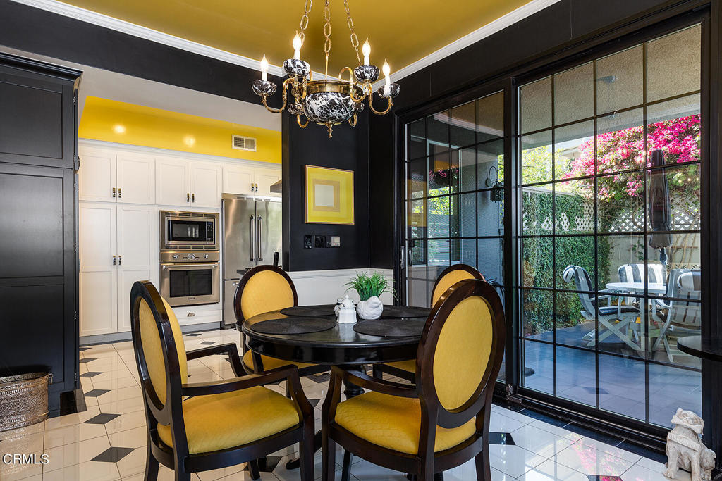 900 S Orange Grove Boulevard B