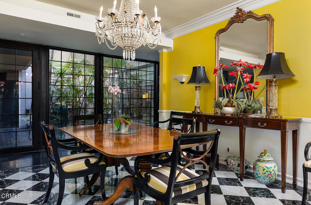 900 S Orange Grove Boulevard B