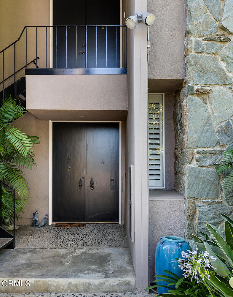 900 S Orange Grove Boulevard B